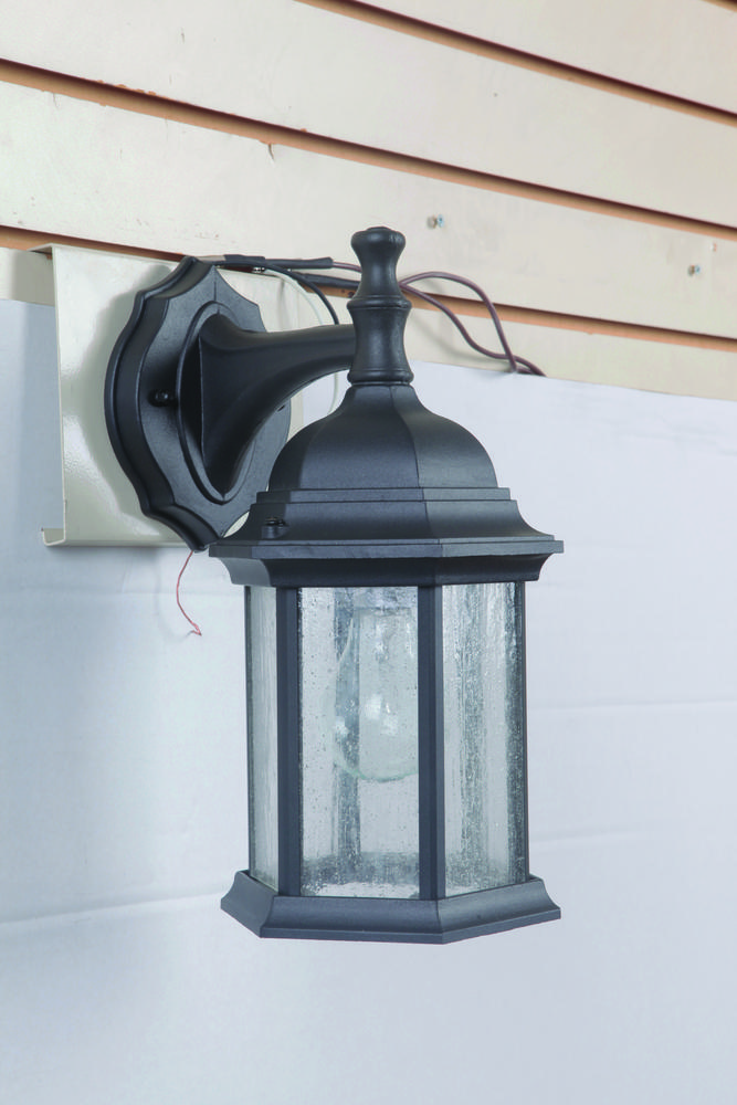 Hex Style Cast 1 Light Small Outdoor Wall Mount in Textured Black (Clear Seeded Glass)