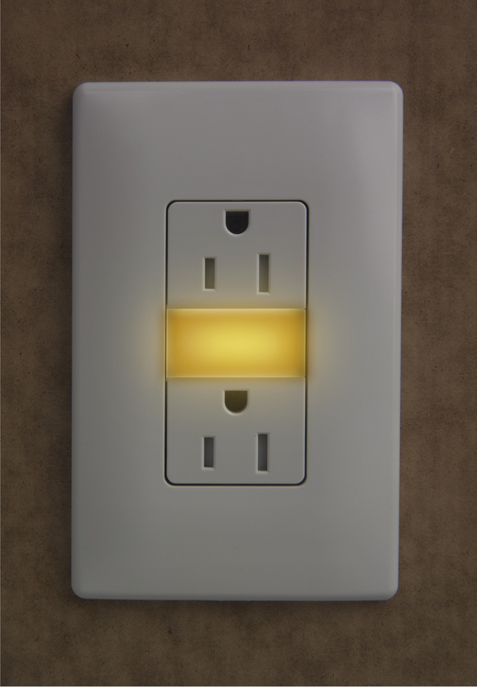 radiant? 15A Tamper-Resistant Outlet with Amber LED Night Light (6 pack)