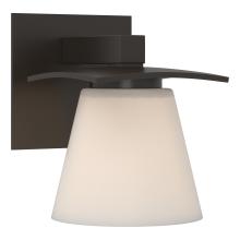 Hubbardton Forge 206601-SKT-14-GG0242 - Wren 1 Light Sconce